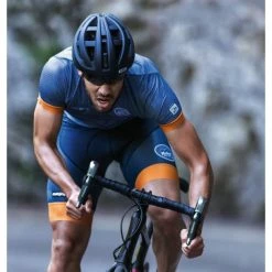 Casque Abus In-Vizz Ascent - Vert Et Noir -Fizik Soldes casque abus in vizz ascent vert et noir 4